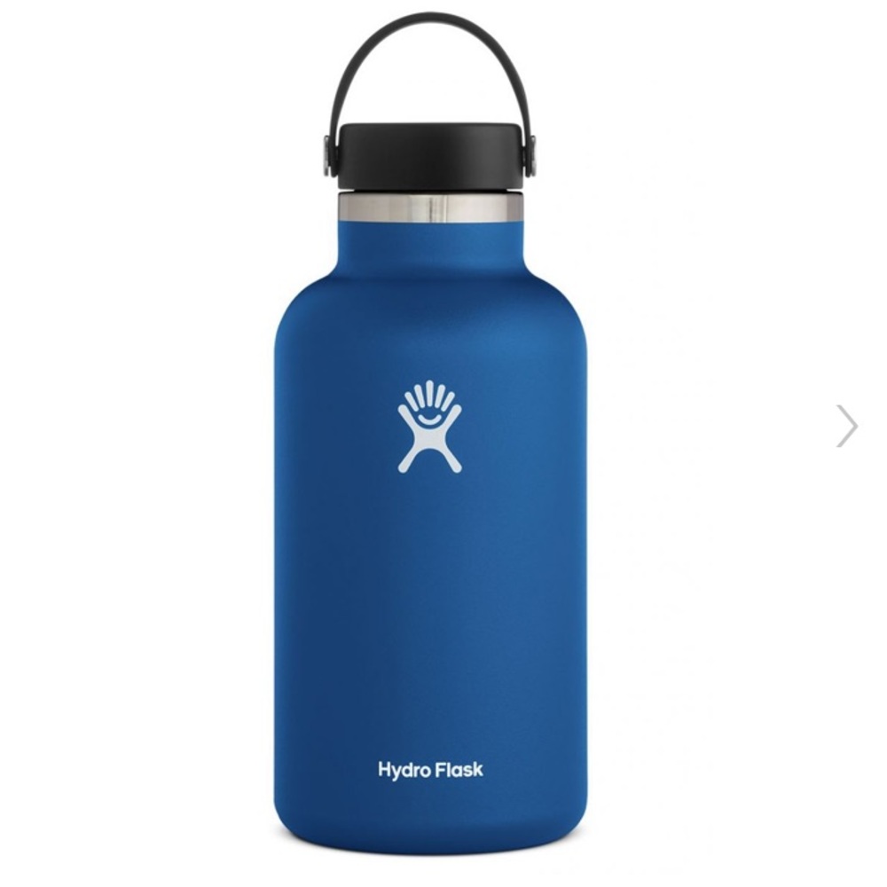 64 oz hydro flask In Cobalt blue